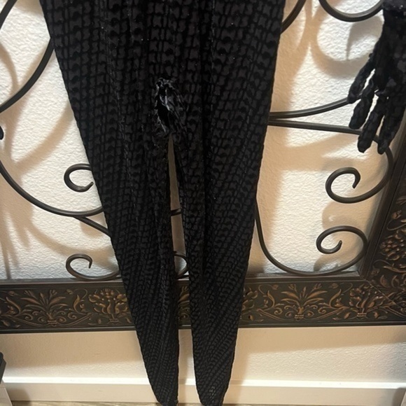 Skims - Picture 7 of 10